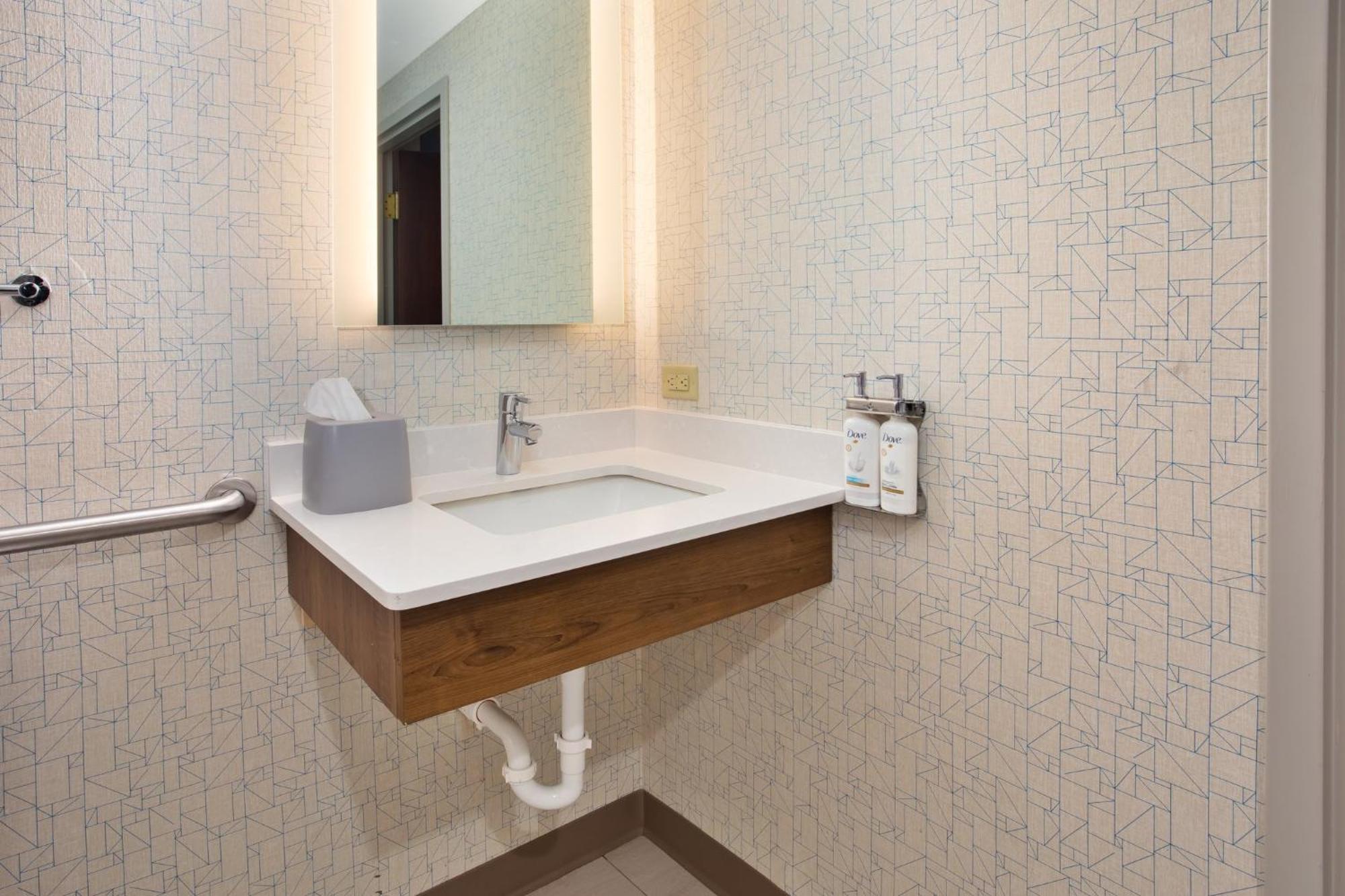 Holiday Inn Express Hotel & Suites Rochester Webster By Ihg Bagian luar foto