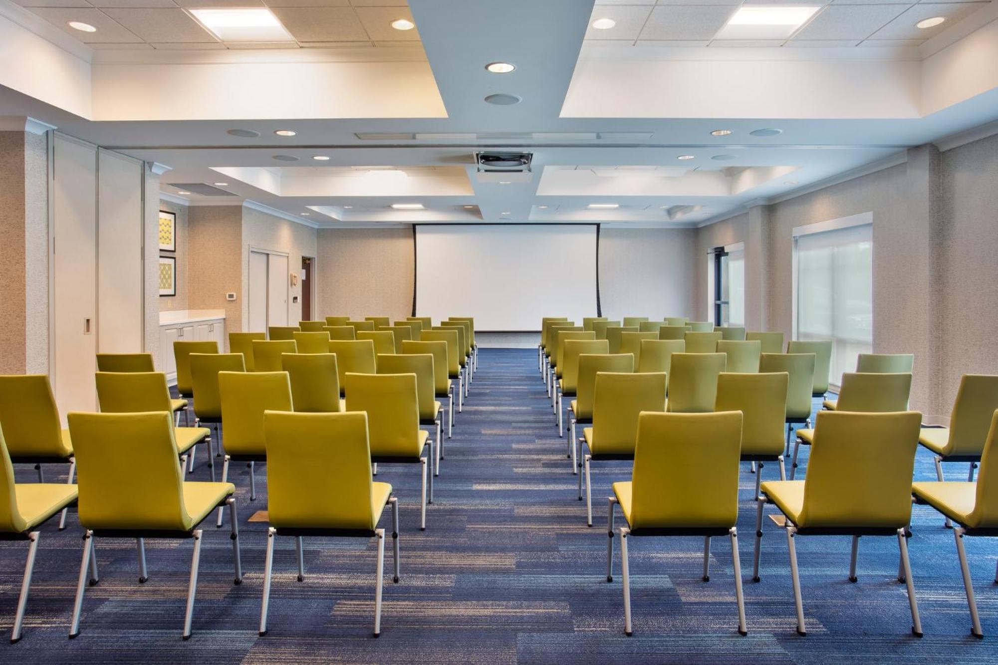 Holiday Inn Express Hotel & Suites Rochester Webster By Ihg Bagian luar foto