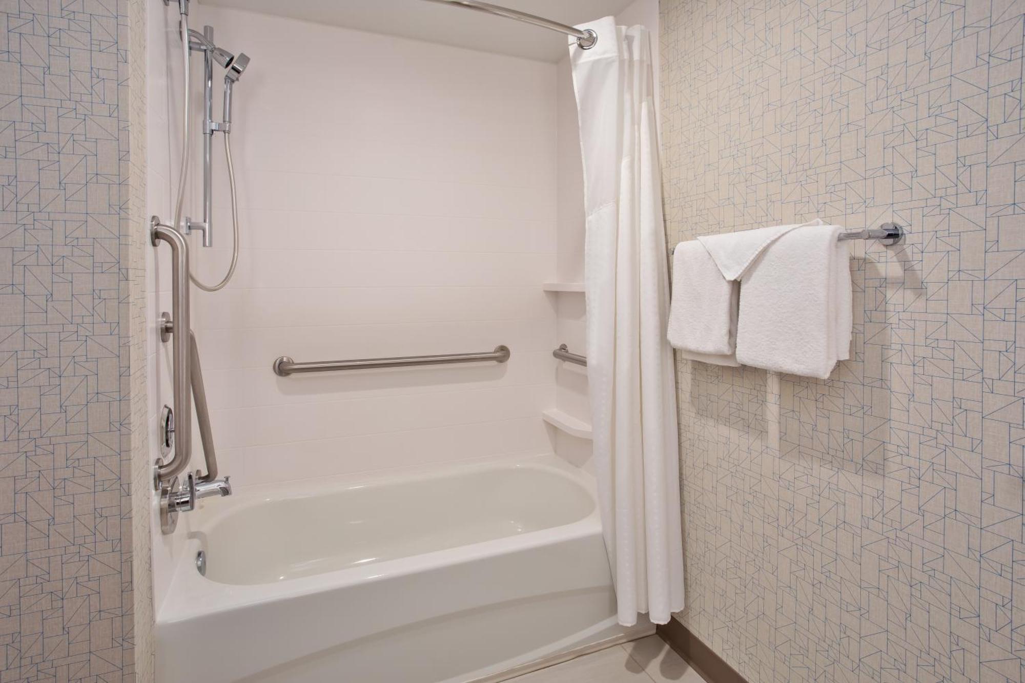 Holiday Inn Express Hotel & Suites Rochester Webster By Ihg Bagian luar foto