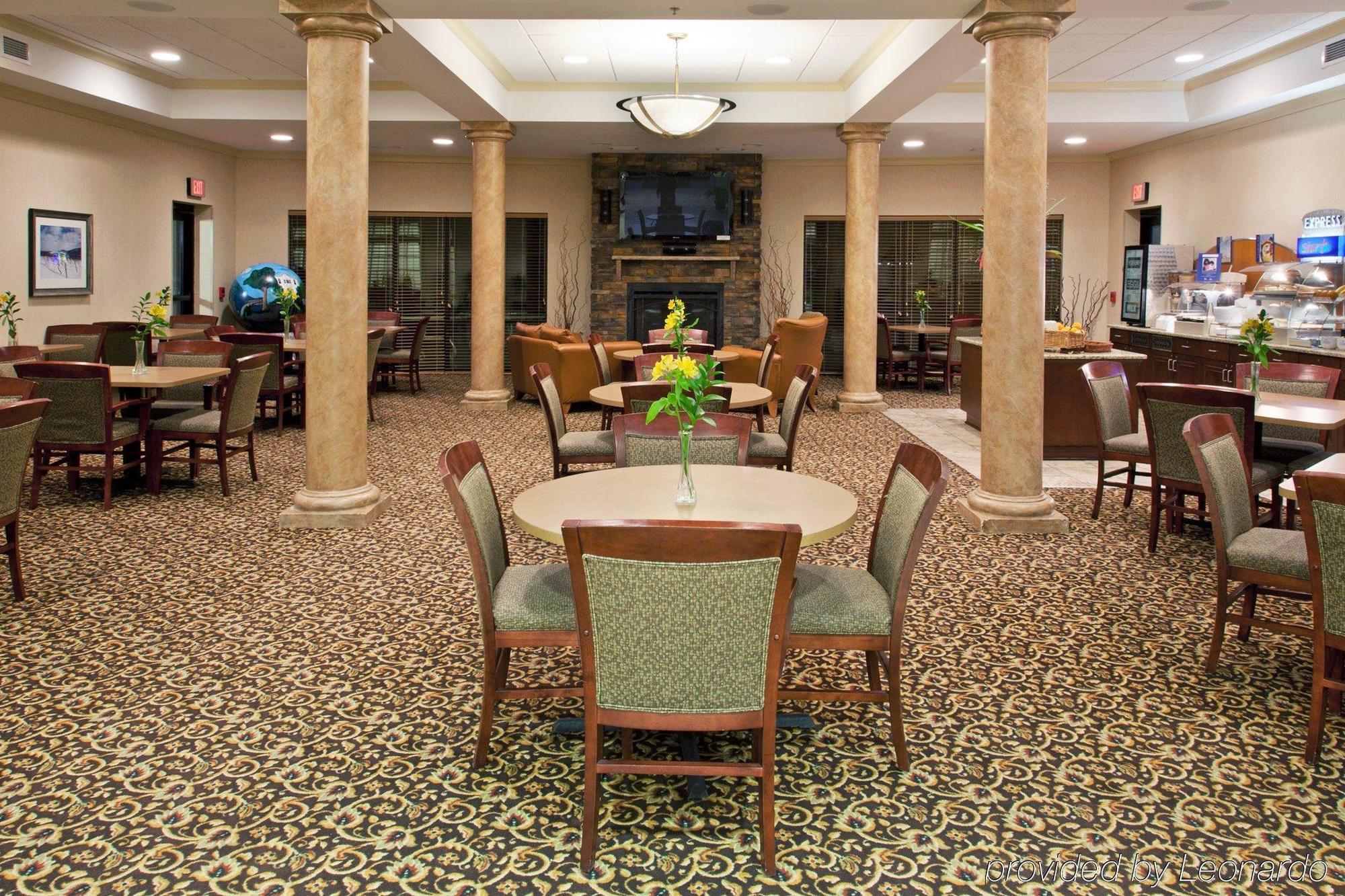 Holiday Inn Express Hotel & Suites Rochester Webster By Ihg Bagian luar foto